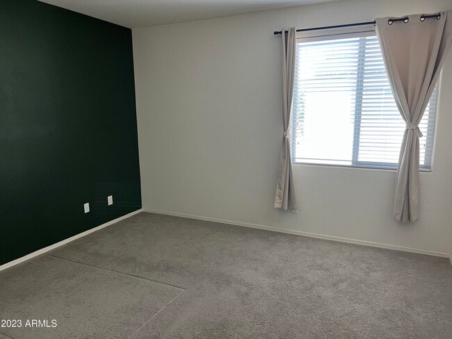 Building Photo - 2535 N 149th Ln