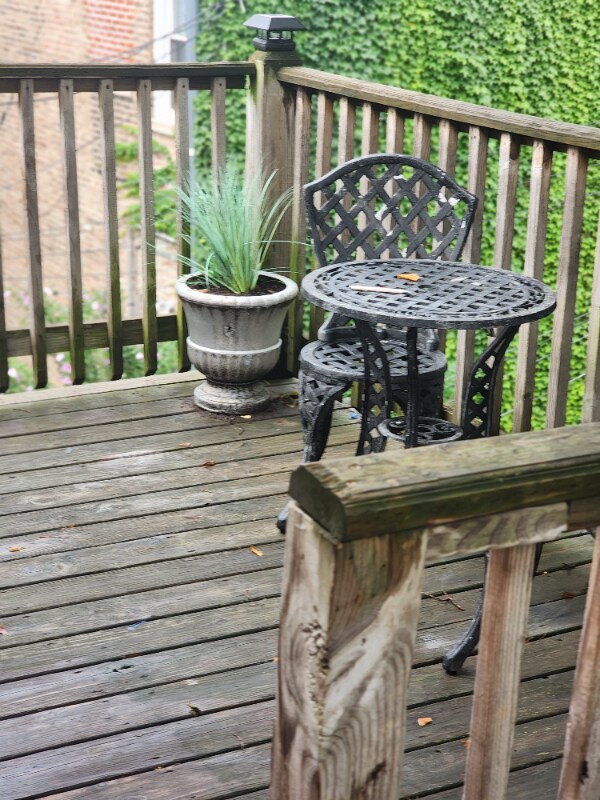 Building Photo - 6352 S Rhodes Ave