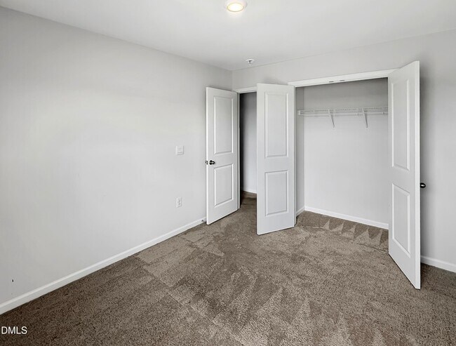 Building Photo - 1503 Gracie Ln