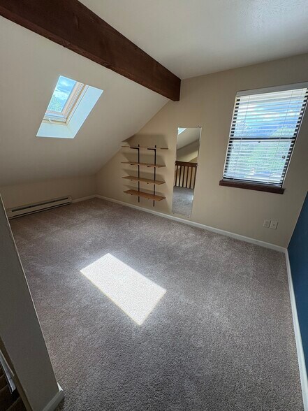 Building Photo - 3239 Redstone Rd