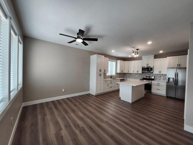 Building Photo - 5305 W Jay St