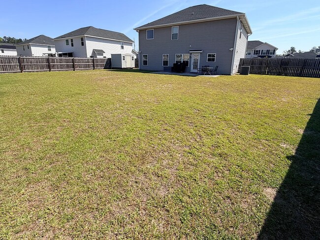 Building Photo - 554 Thorp Circle