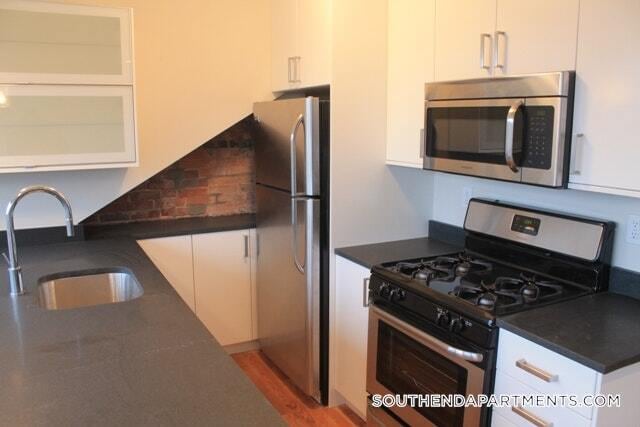 Building Photo - 656 Massachusetts Ave