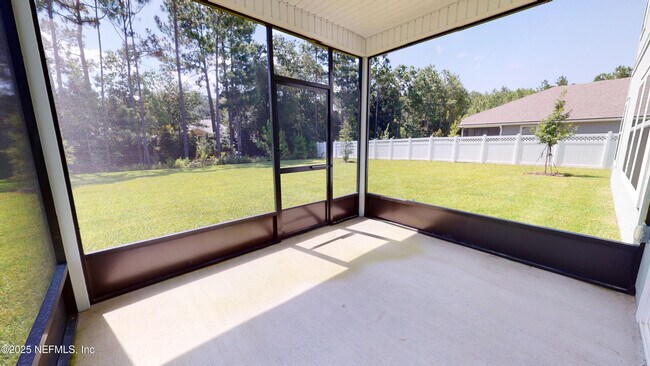 Building Photo - 1025 Wilmot Pl