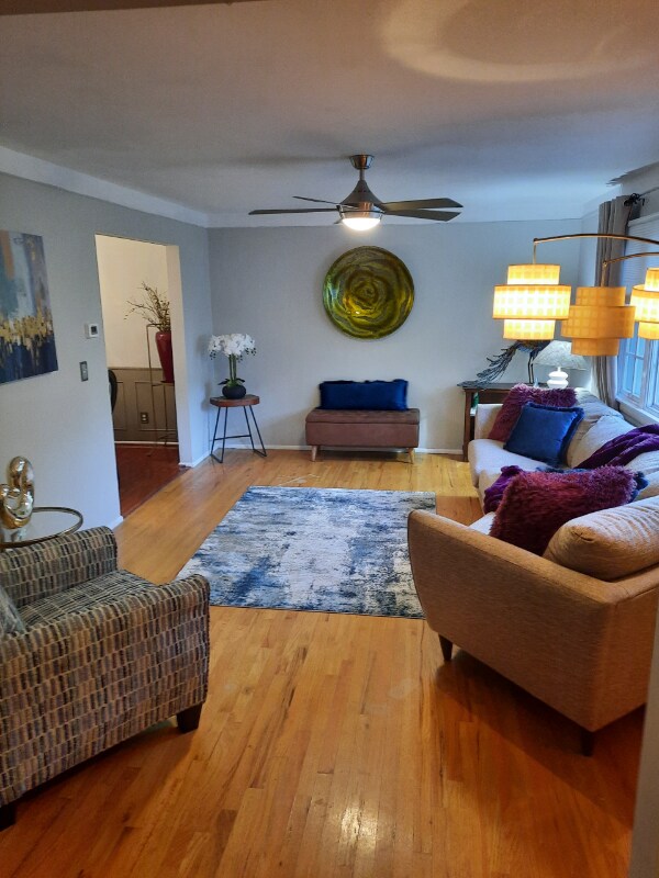 Building Photo - 9276 Yellowwood Dr