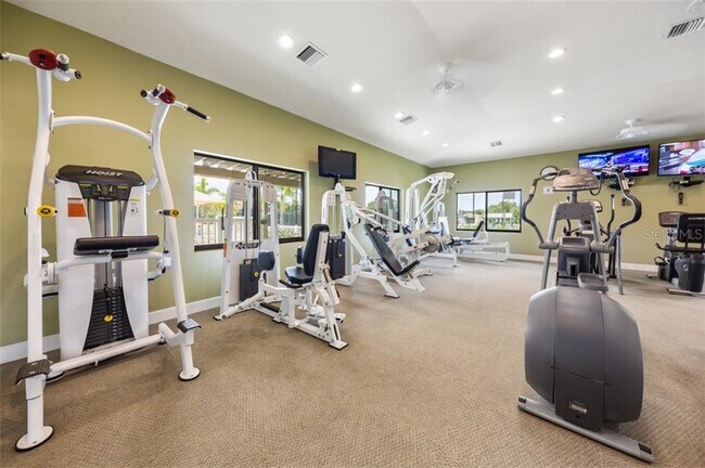 Building Photo - 5400 Eagles Point Cir
