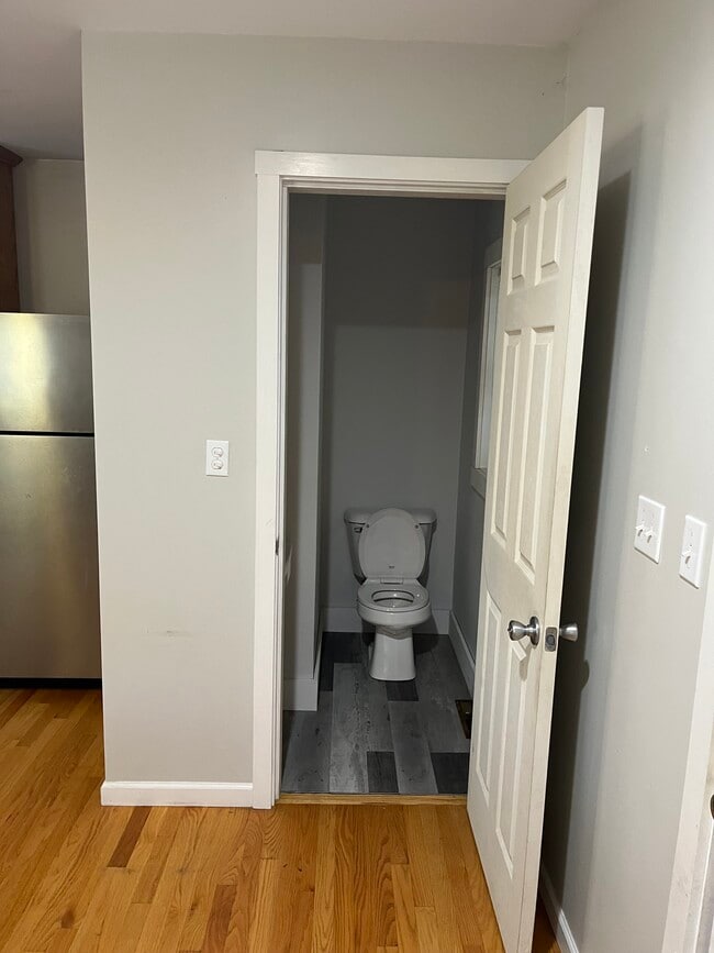 Building Photo - 50 Northwood Dr