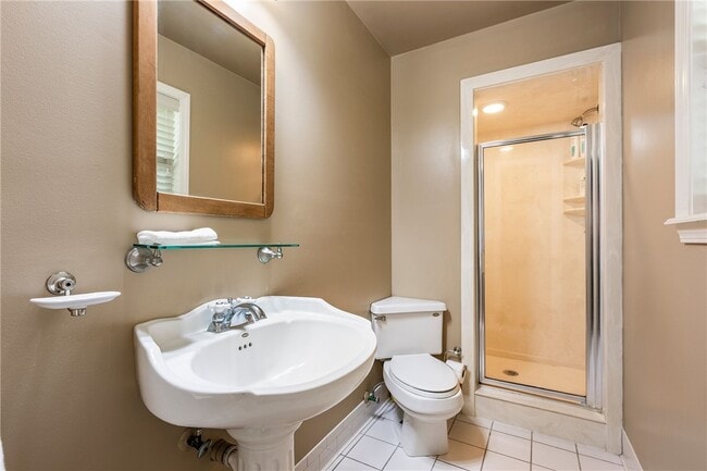 Building Photo - 2917 Mayberry Ln