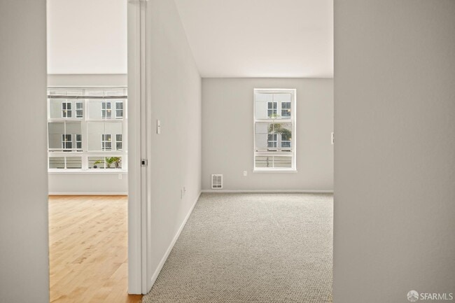 Building Photo - 821 Folsom St