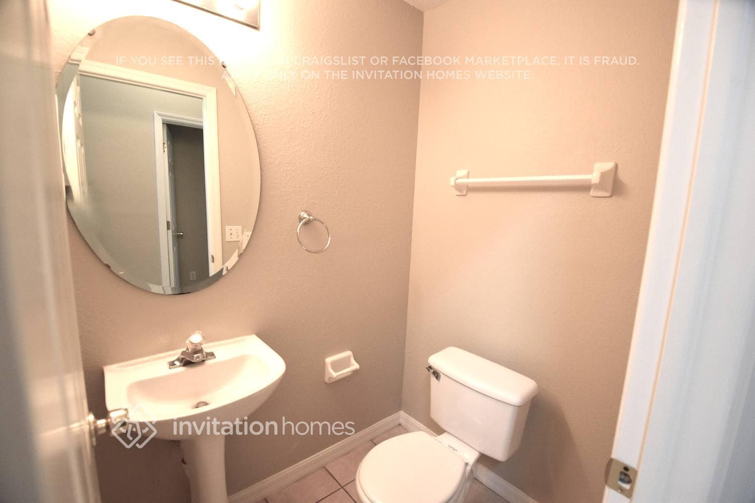 Building Photo - 147 Quiet Oak Ct