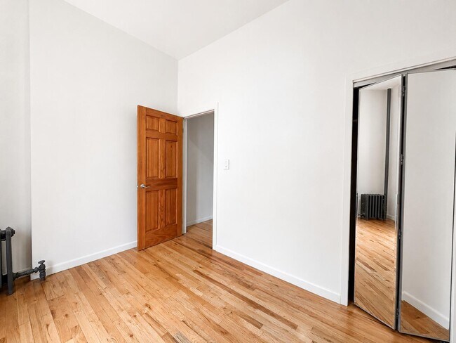 Floorplan - 3133 Broadway
