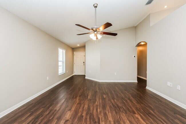 Building Photo - 18530 Kentisbury Ct