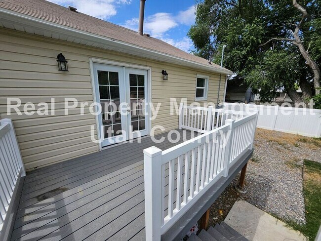 Building Photo - 152 W 100 S