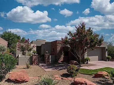 Building Photo - 2255 Tuweap Dr