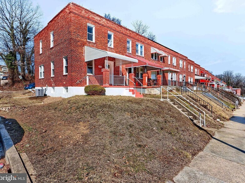 Building Photo - 2448 Shirley Ave