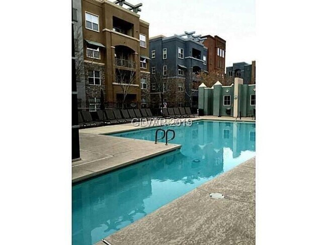 Building Photo - Manhattan Mid Rise Condo-Tile and Laminate-No Carpet