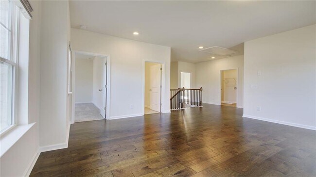 Building Photo - 5191 Woodline View Cir