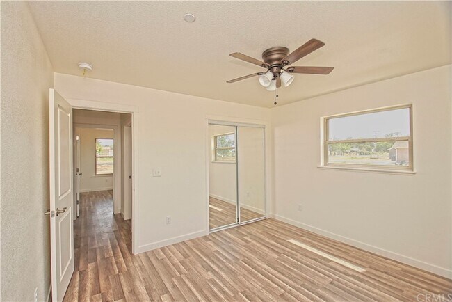 Building Photo - 8435 Buena Vista Ave
