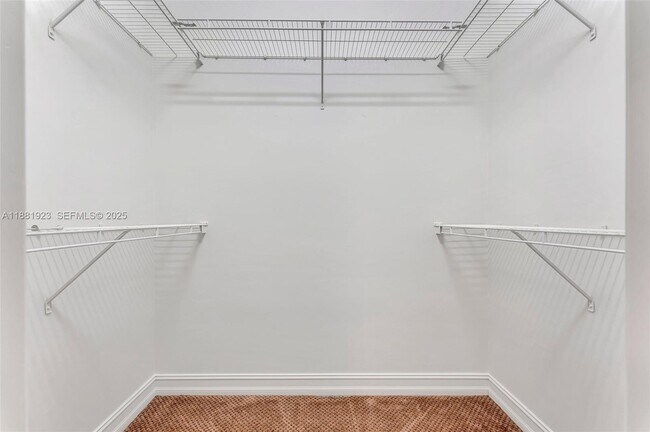 Building Photo - 3203 W Stonebrook Cir