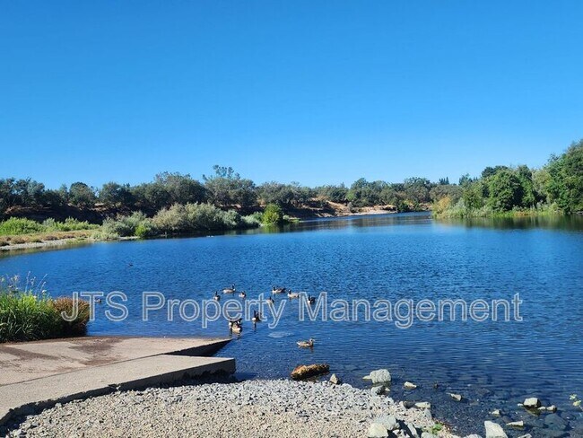 Building Photo - 8700 Winding Way