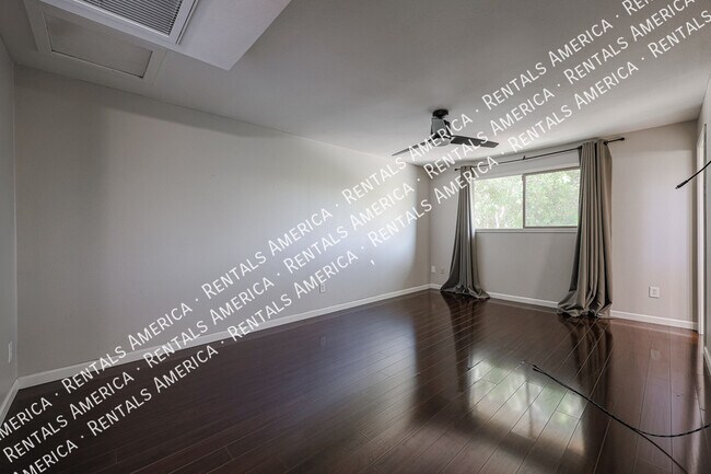 Building Photo - 8556 E Keim Dr