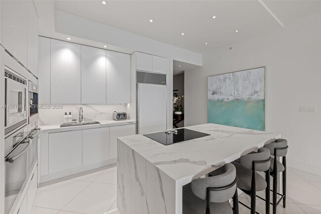 Building Photo - 6799 Collins Ave