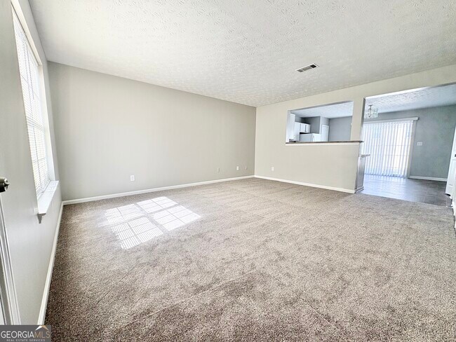 Building Photo - 408 Bainbridge Dr