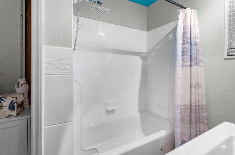 Building Photo - 505 Bayside Dr