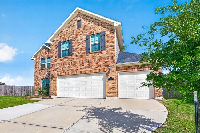 Building Photo - 8114 Royal Palm Ct