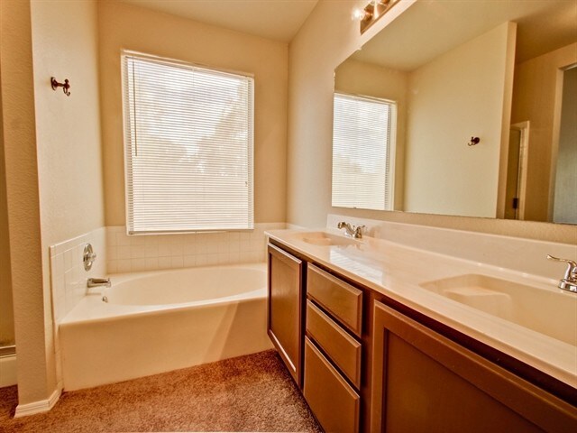 Building Photo - 6302 W Puget Ave