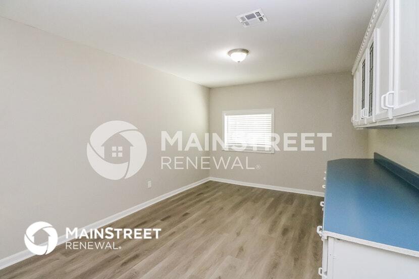 Building Photo - 1119 Elmhurst St