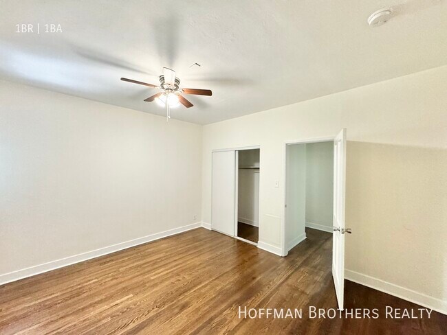 Building Photo - 5446 1/2 Harold Way -6A
