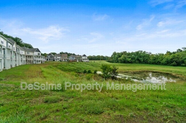 Building Photo - 759 Mill Creek Meadow Dr