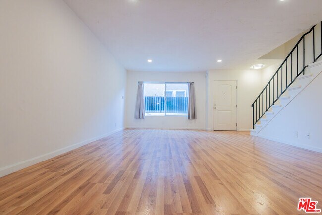 Building Photo - 1814 9th St