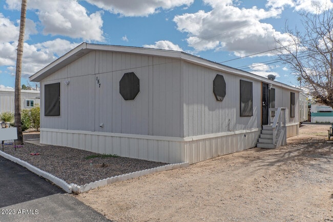 Building Photo - 16005 N 32nd St