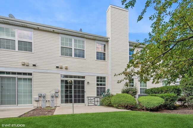Building Photo - 217 S Alder Creek Dr
