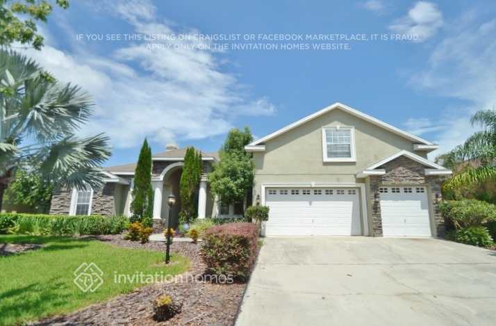 Primary Photo - 1103 Carriage Park Dr