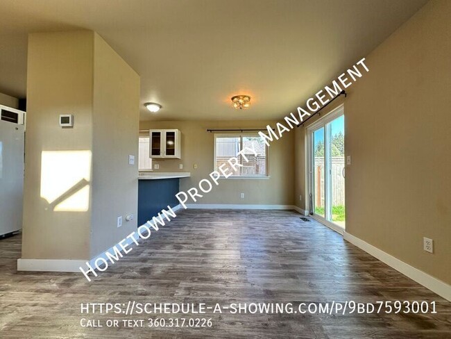 Building Photo - 6417 Barstow Ln SE