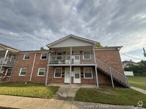 Building Photo - 700 Pershing St