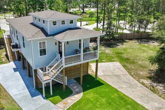 Building Photo - 1472 Georgia Pl