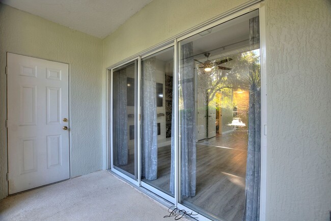 Building Photo - For rent Lake Mary townhouse 2Beth 2.5 bath