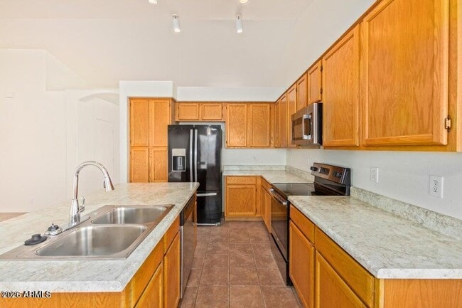 Building Photo - 6585 N 77th Dr