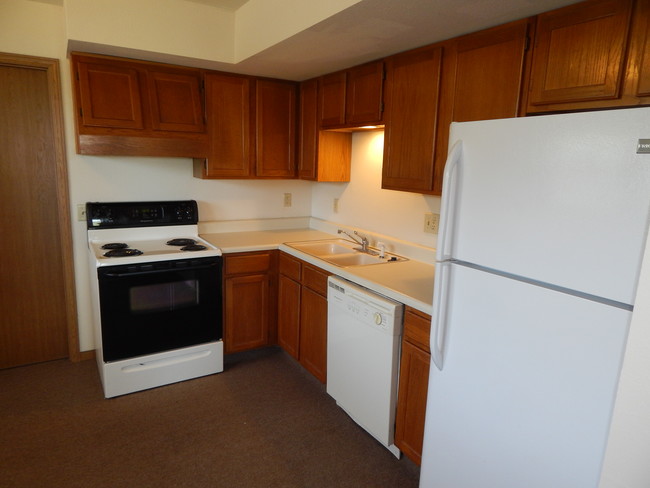 Kitchen - G.T. Woods Property Management