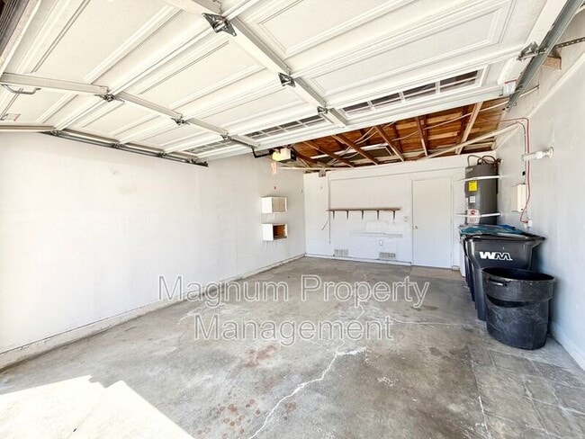 Building Photo - 27961 Winged Foot Dr