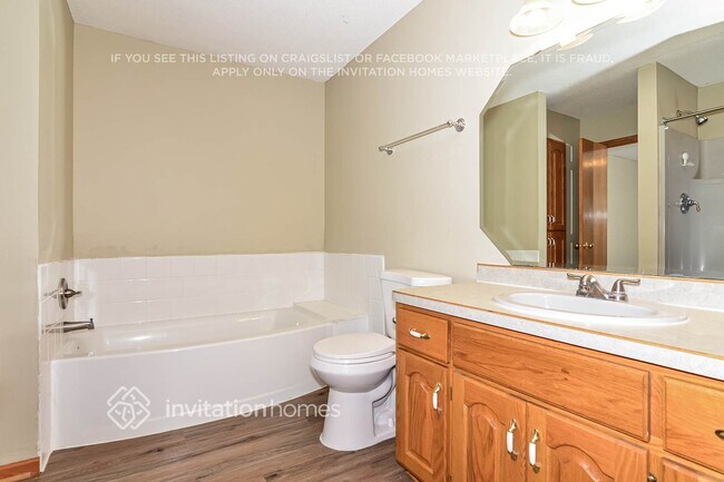 Building Photo - 12272 Quinn St