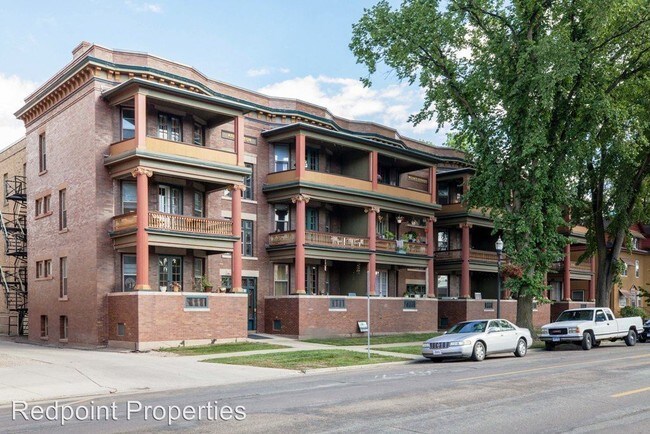 Primary Photo - 715-719 Broadway N