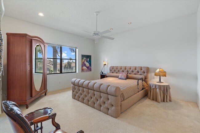 Building Photo - 16837 Isle of Palms Dr