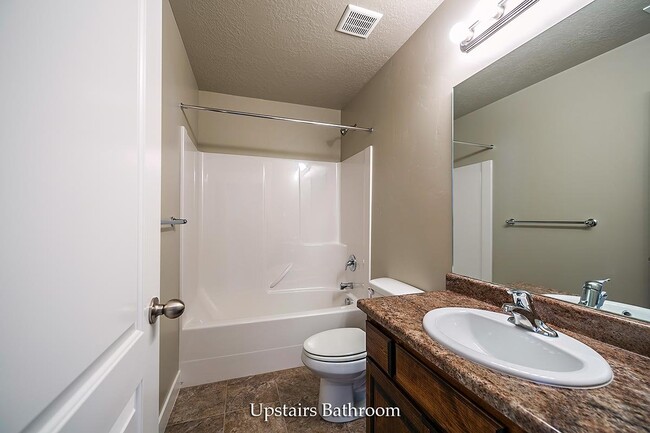 Building Photo - 938 S 2040 W