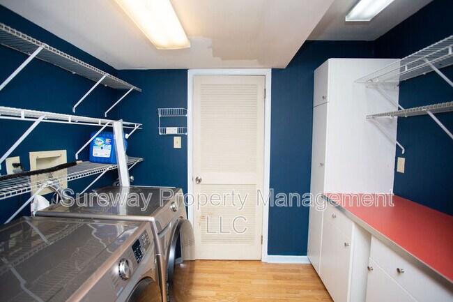 Building Photo - 50 Manchester Rd