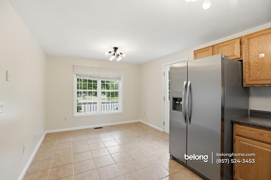 Building Photo - 28 Blueberry Ln